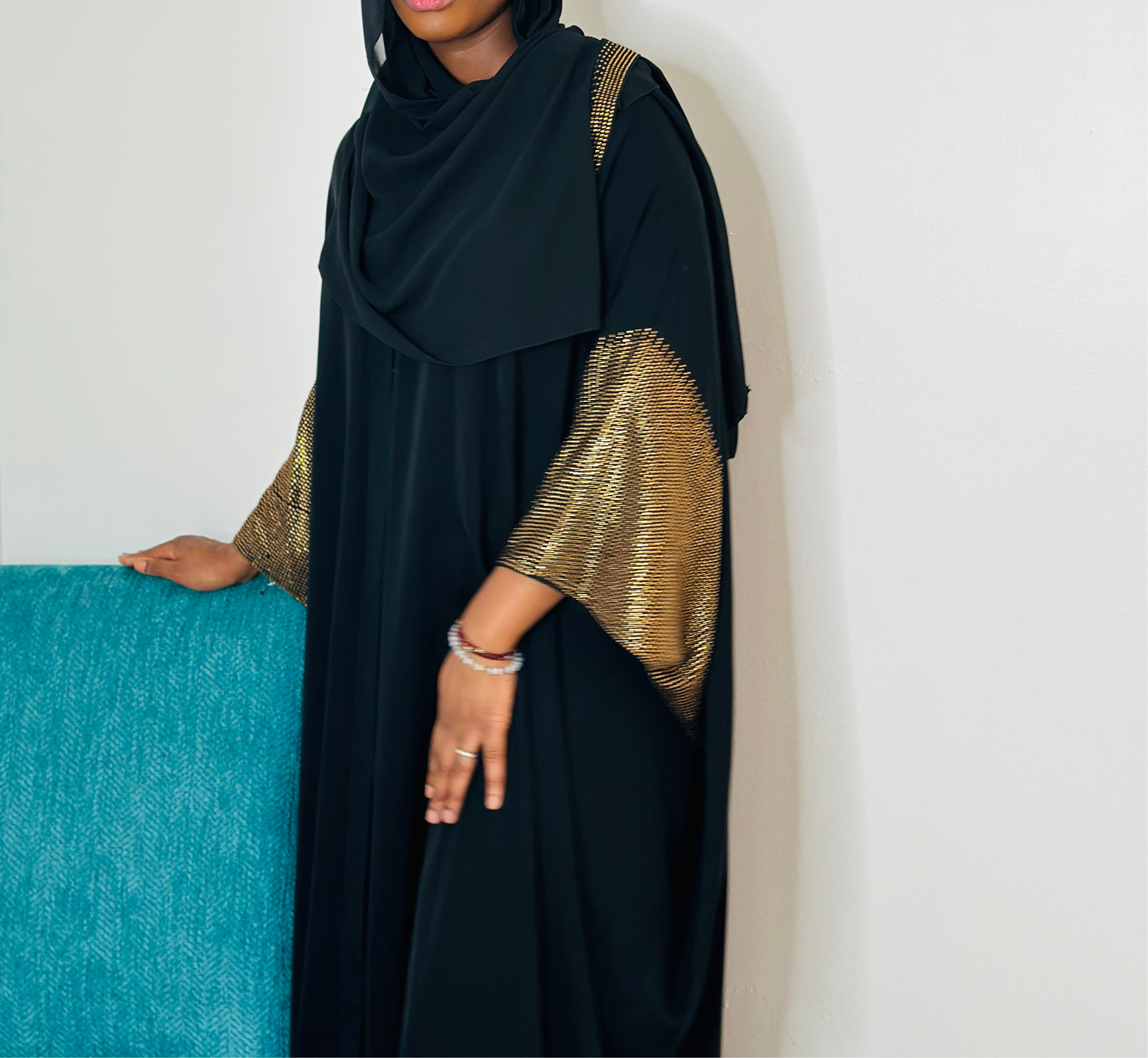 ✨ Luxe Crystal Sleeve Abaya