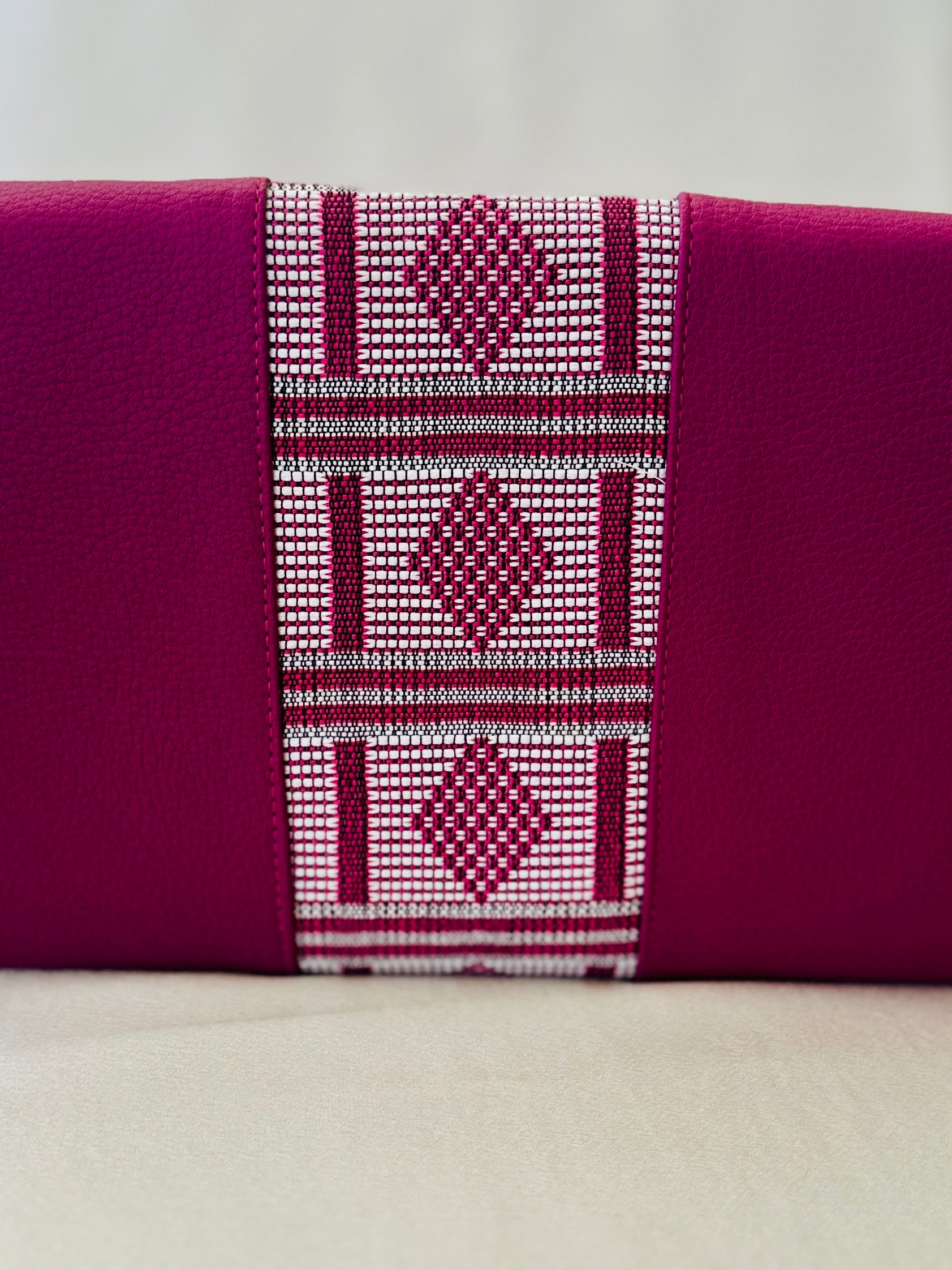 Pink Envelope Tissé