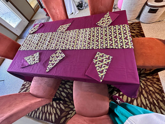 Table Cloth Burgundy