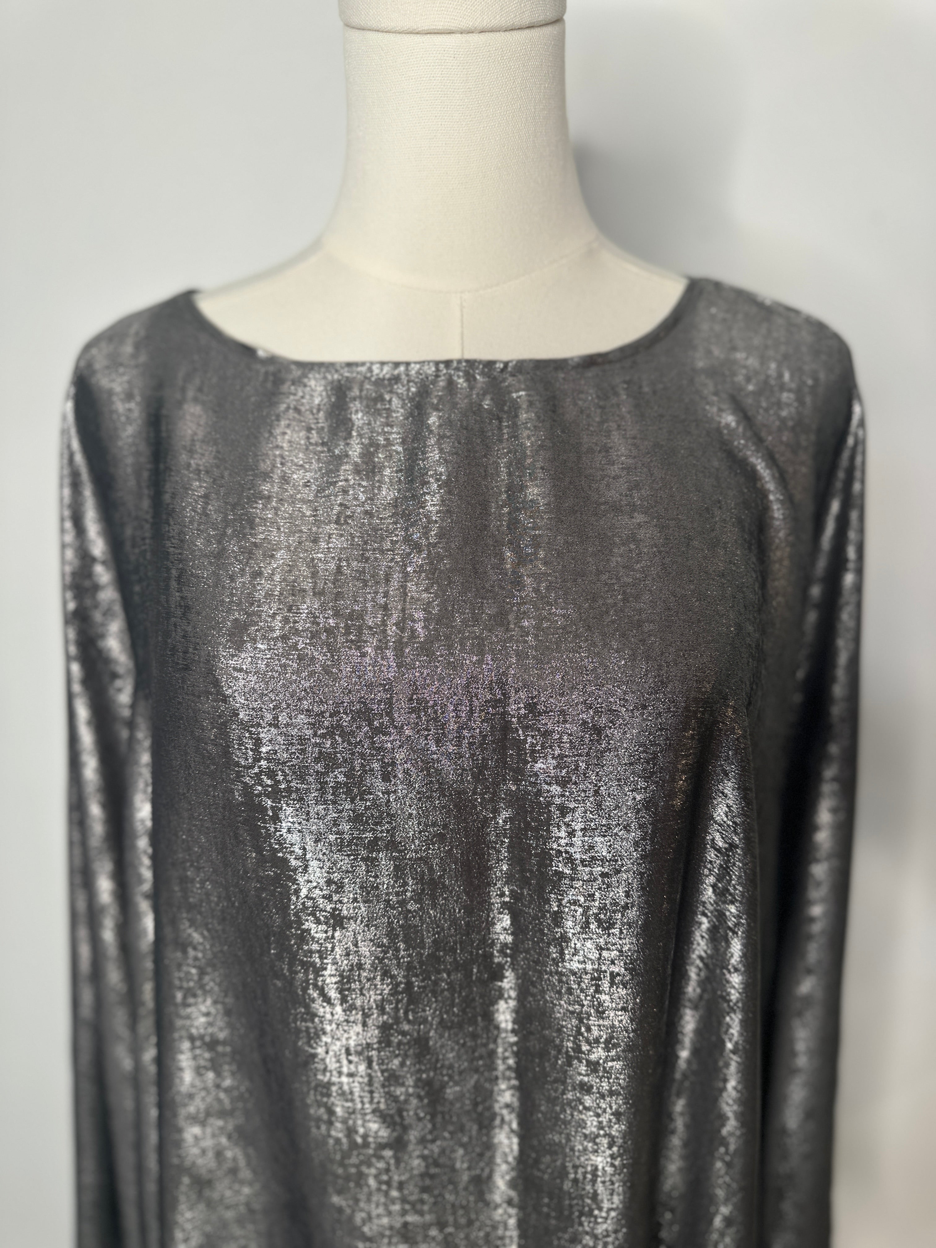 Silver Luxe Batwing Abaya ✨