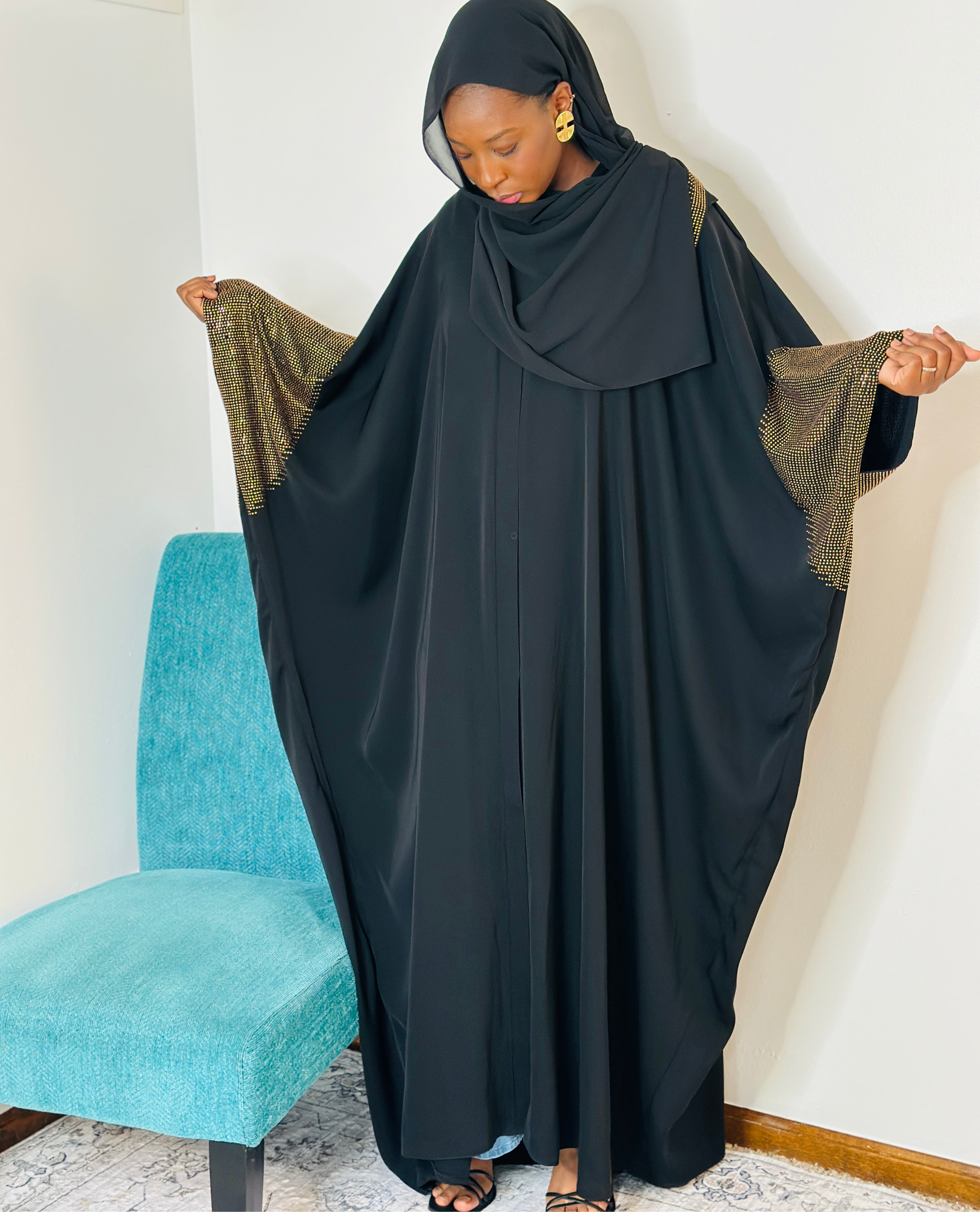 ✨ Luxe Crystal Sleeve Abaya