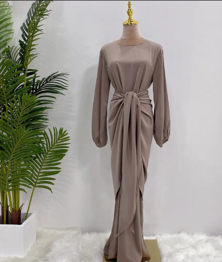 Abaya Dress with detached Apron